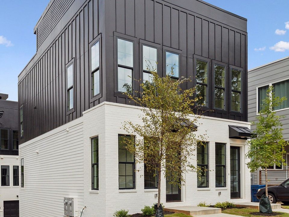 Modern townhouse